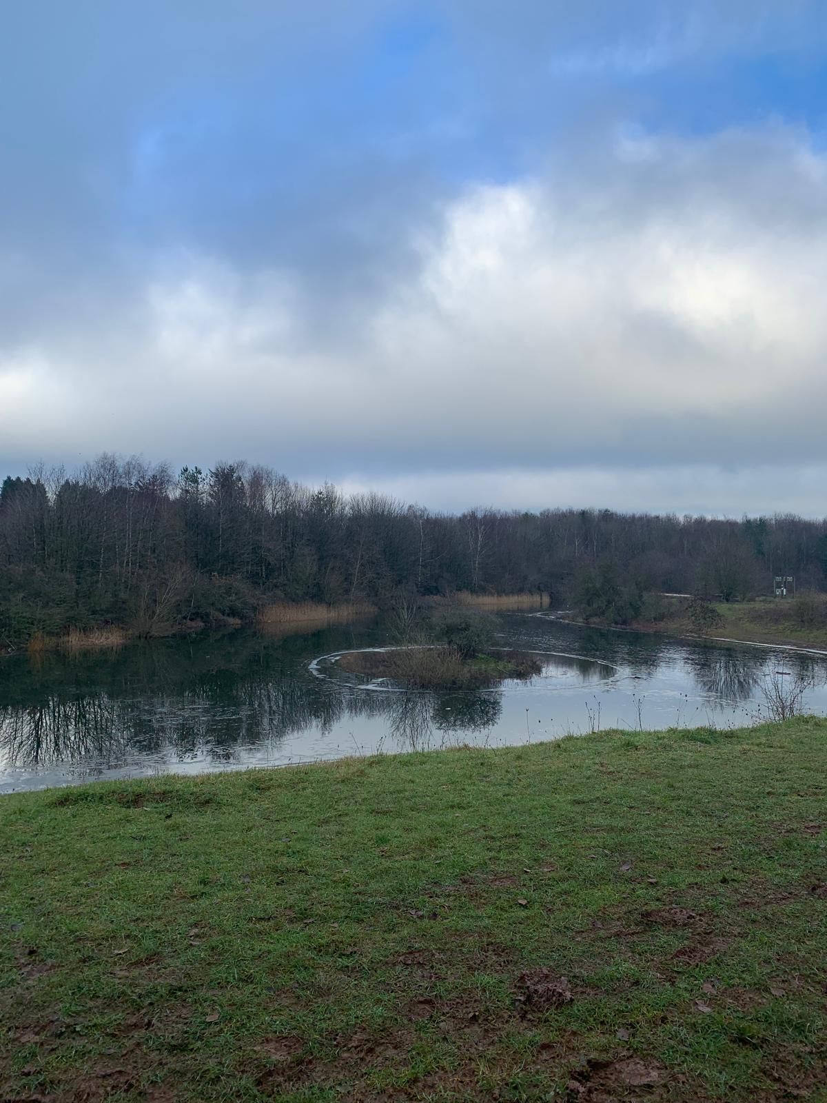 lake in Silverhill country park